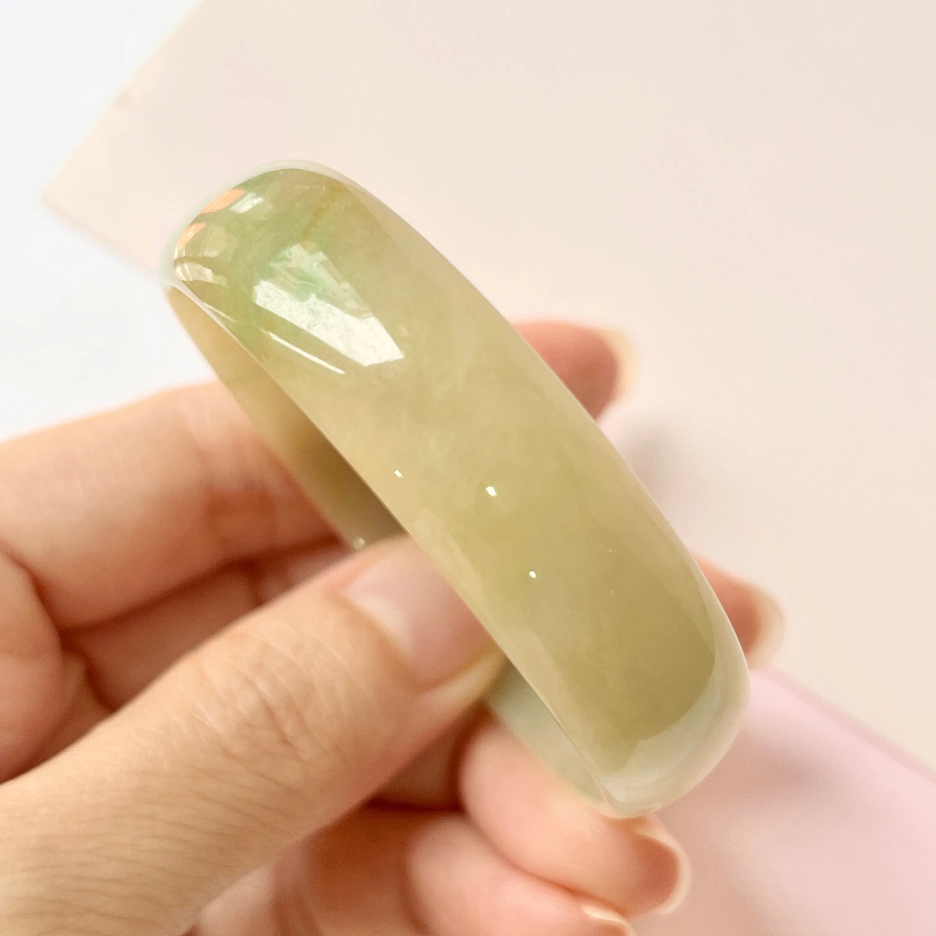 51.6mm A-Grade Natural Yellow Jadeite Modern Round Bangle No.151639