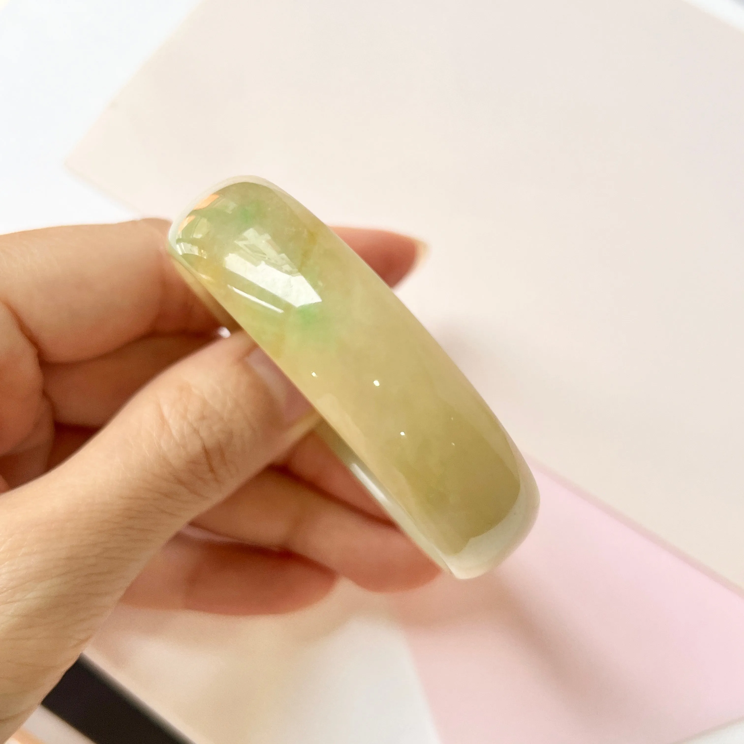 51.6mm A-Grade Natural Yellow Jadeite Modern Round Bangle No.151639