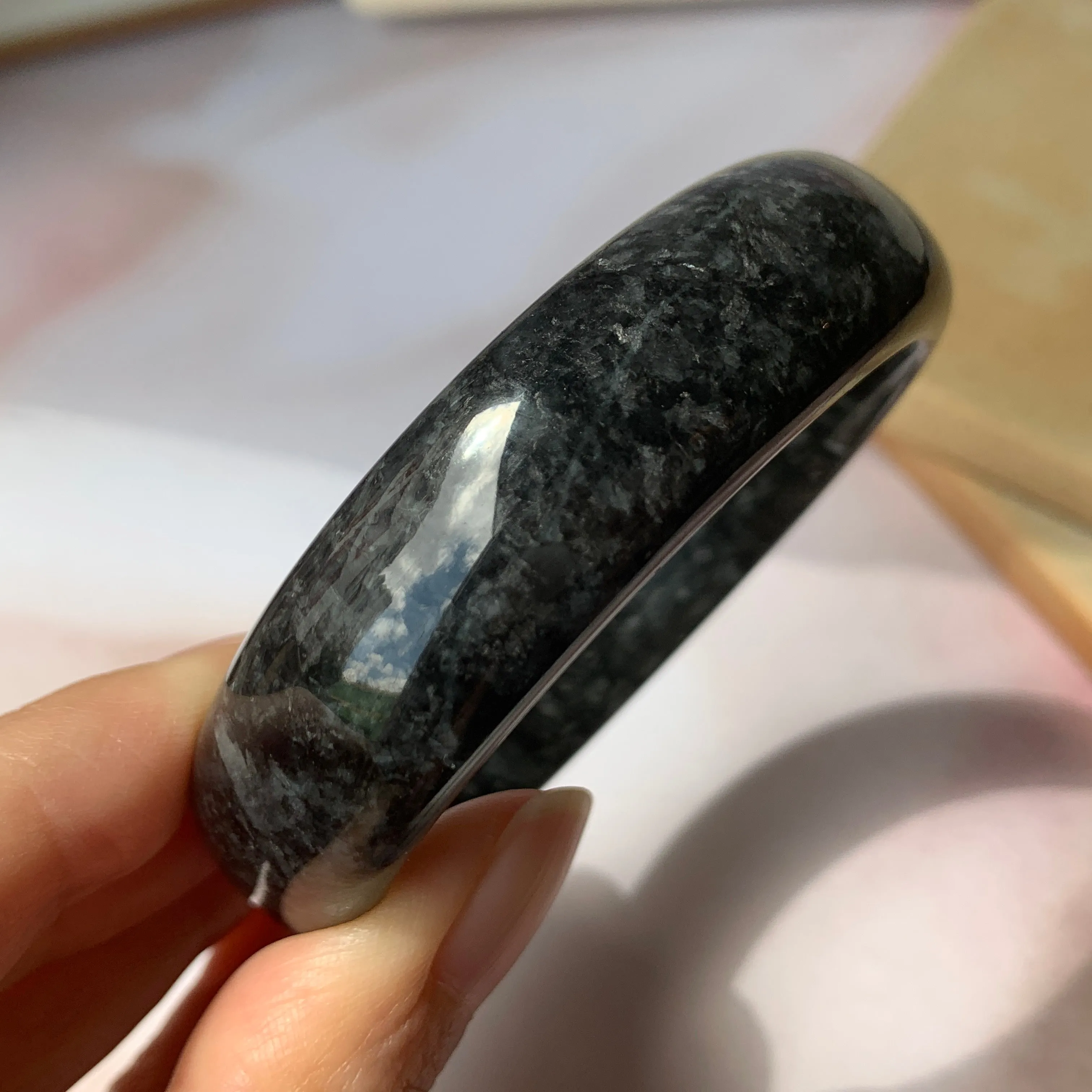 55.3mm A-Grade Natural Black Jadeite Modern Round Bangle No.151924