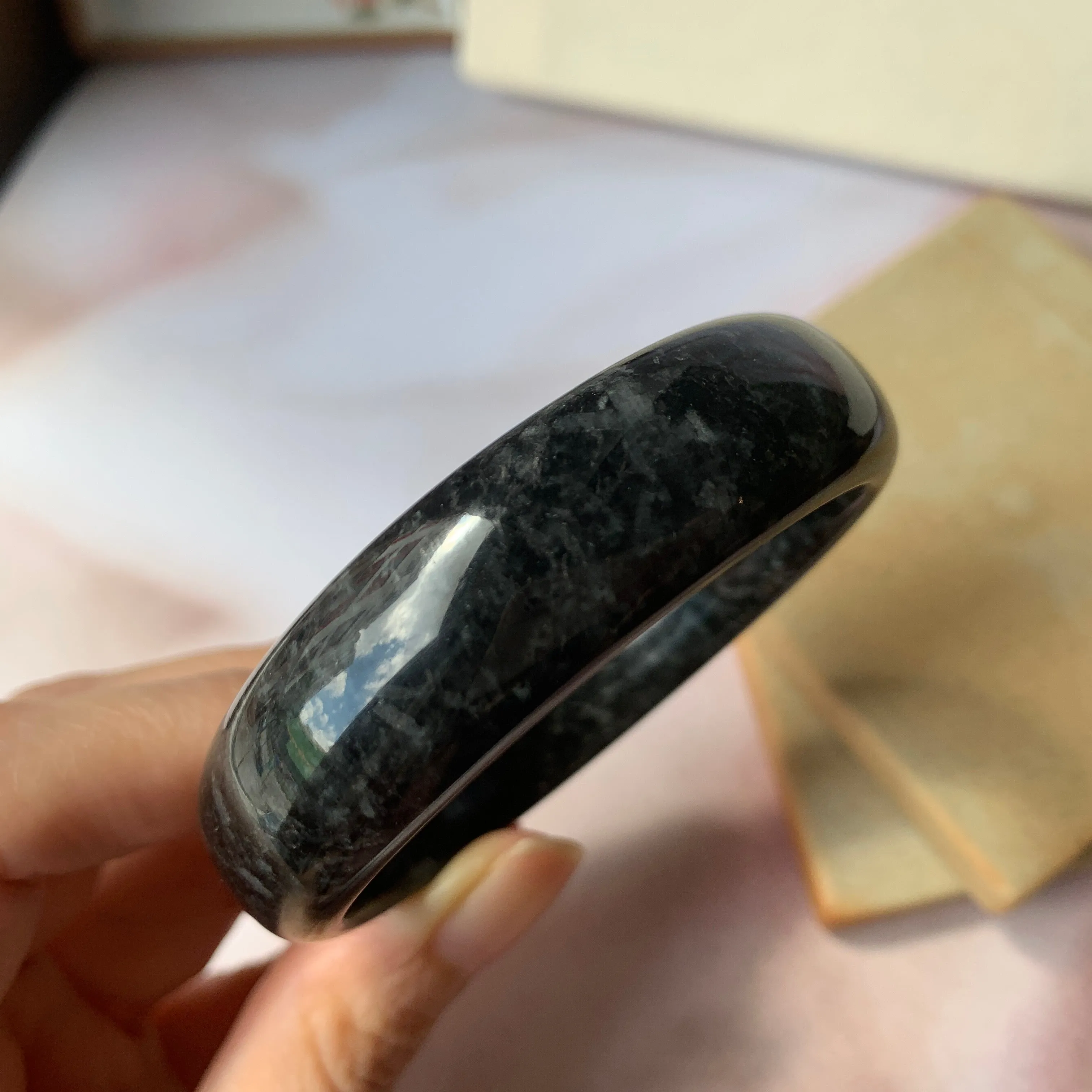 55.3mm A-Grade Natural Black Jadeite Modern Round Bangle No.151924