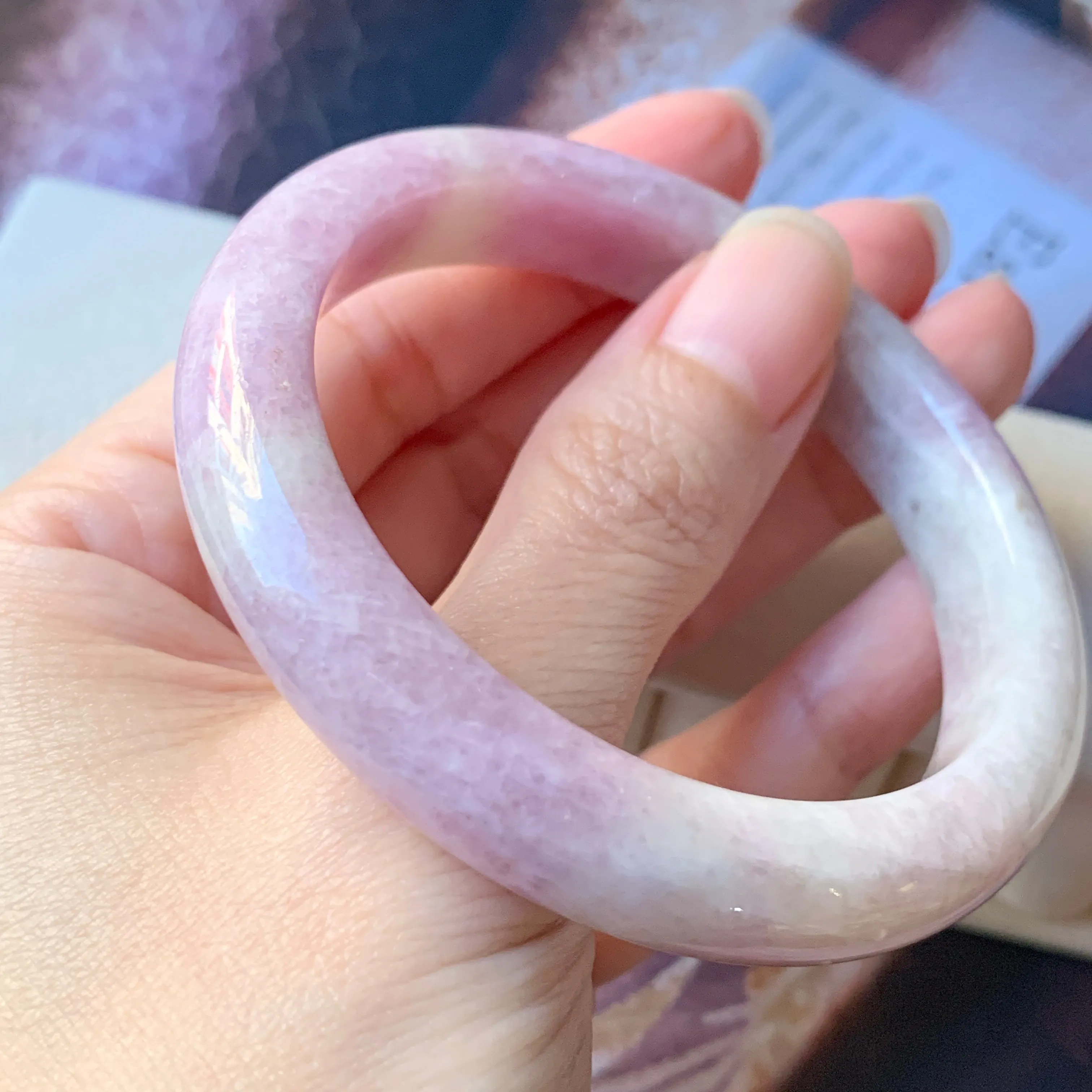 55.7mm A-Grade Natural Lavender Jadeite Modern Round Bangle No.151875