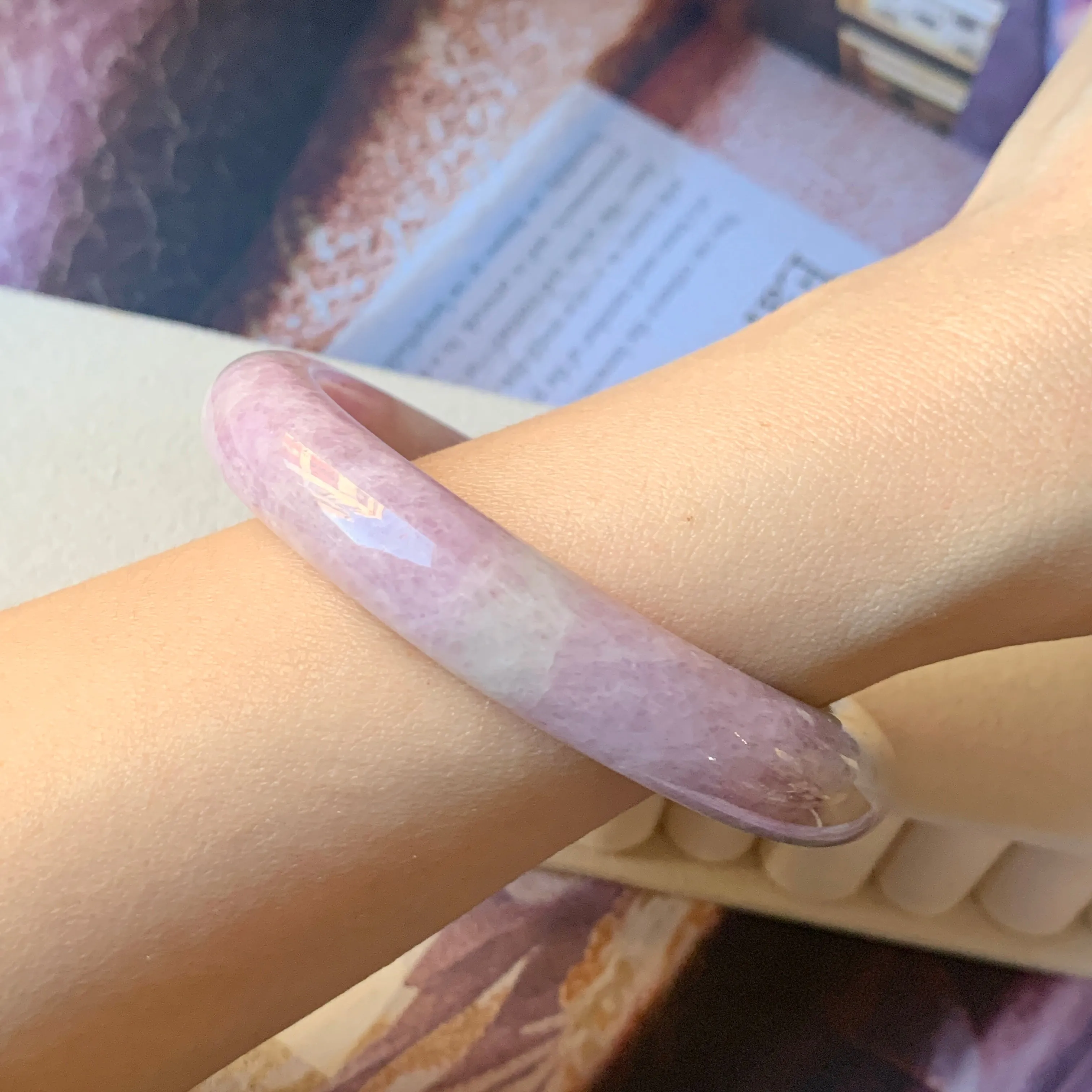 55.7mm A-Grade Natural Lavender Jadeite Modern Round Bangle No.151875