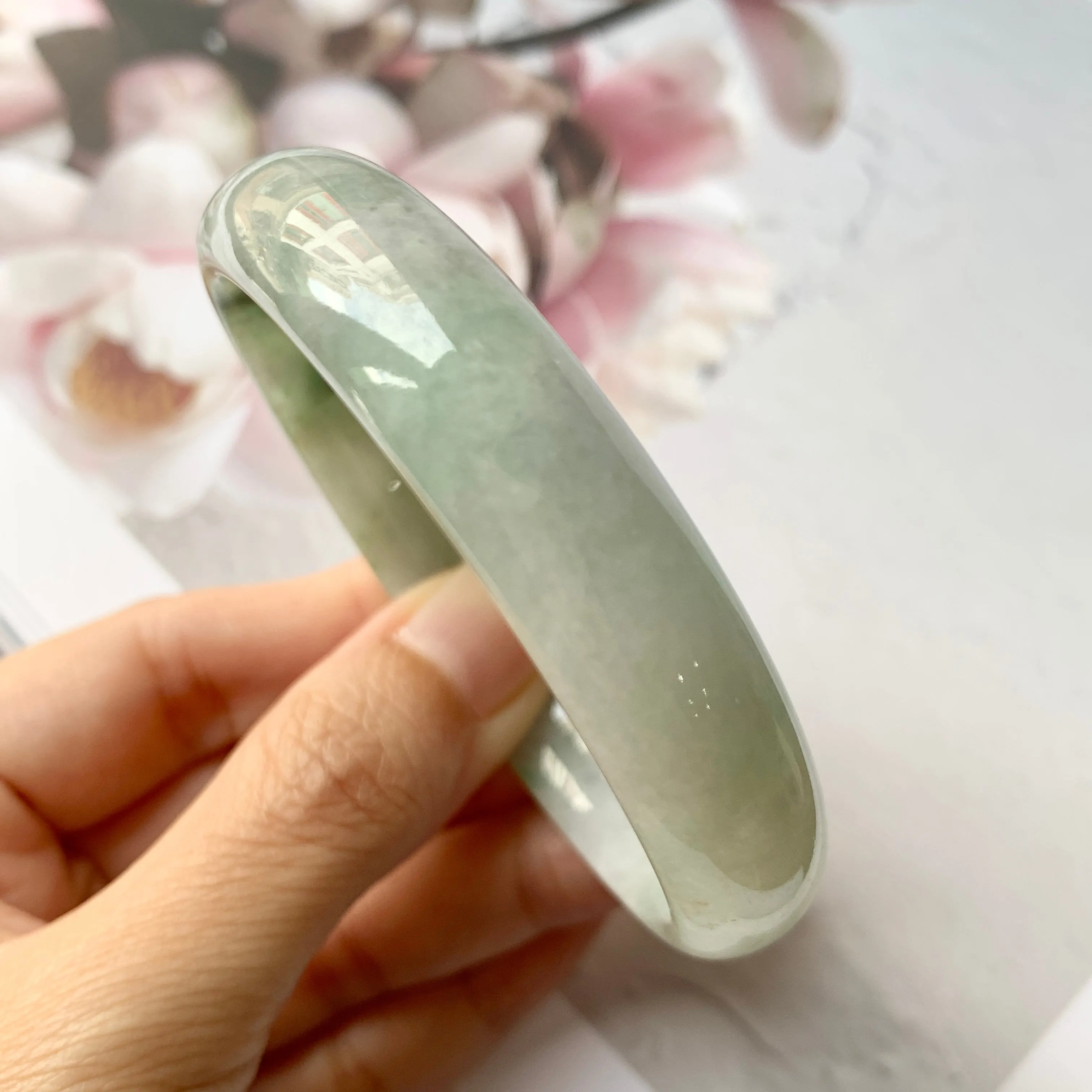 57.9mm A-Grade Natural Floral Jadeite Modern Round Bangle No.330033