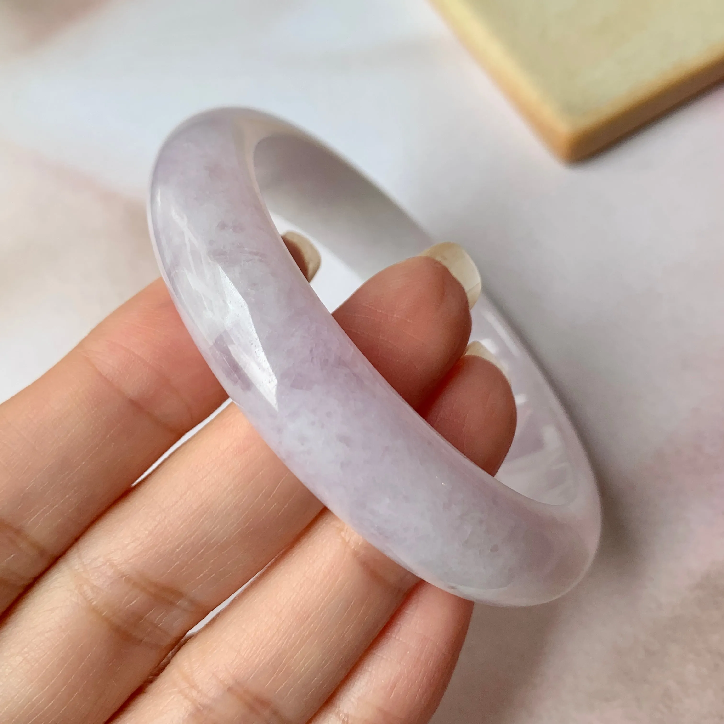 57mm A-Grade Natural Lavender Jadeite Modern Round Bangle No.151892