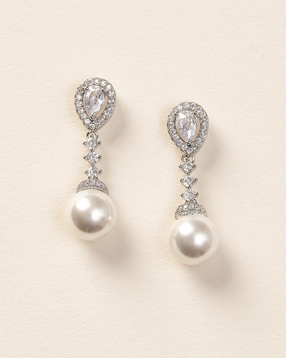 Audrey Pearl Earrings