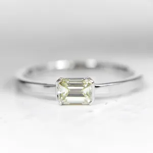 East-West Emerald cut Diamond ring in 14k White Gold