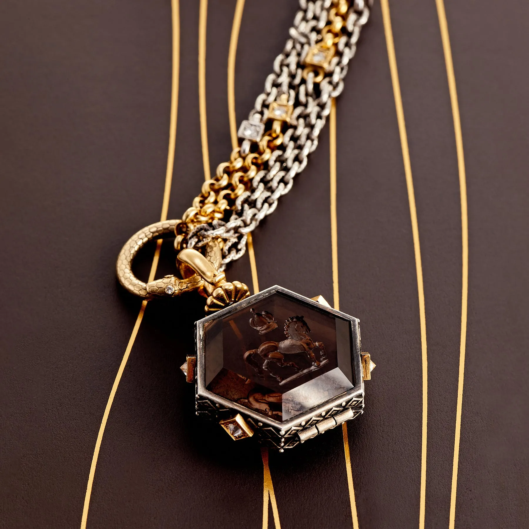 GRAND TOUR HORSE & LAUREL CREST SMOKY TOPAZ LOCKET