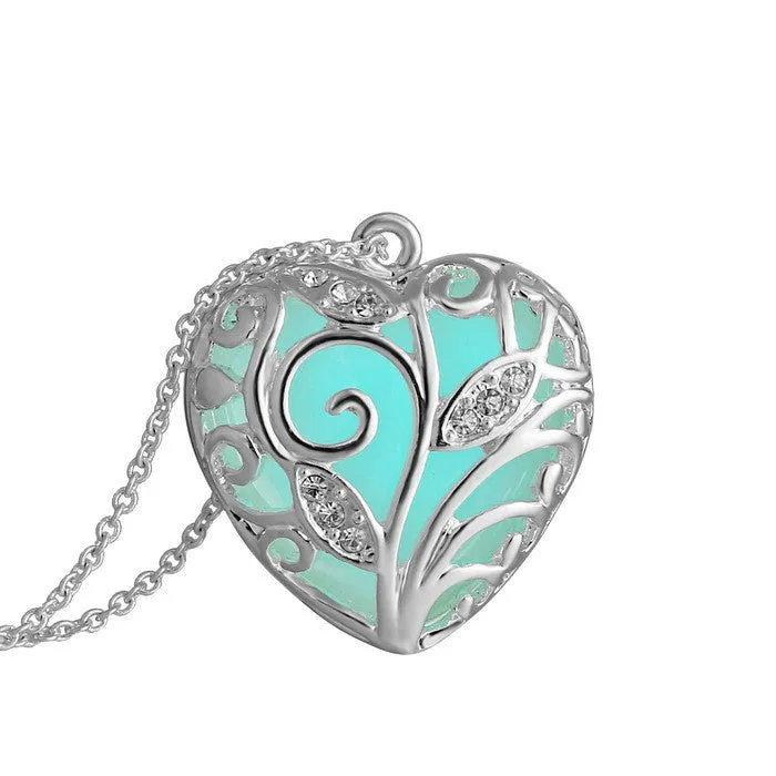 Heart necklace Pendants Glow in the Dark Gifts fashion Glowing Necklace for women Jewelry