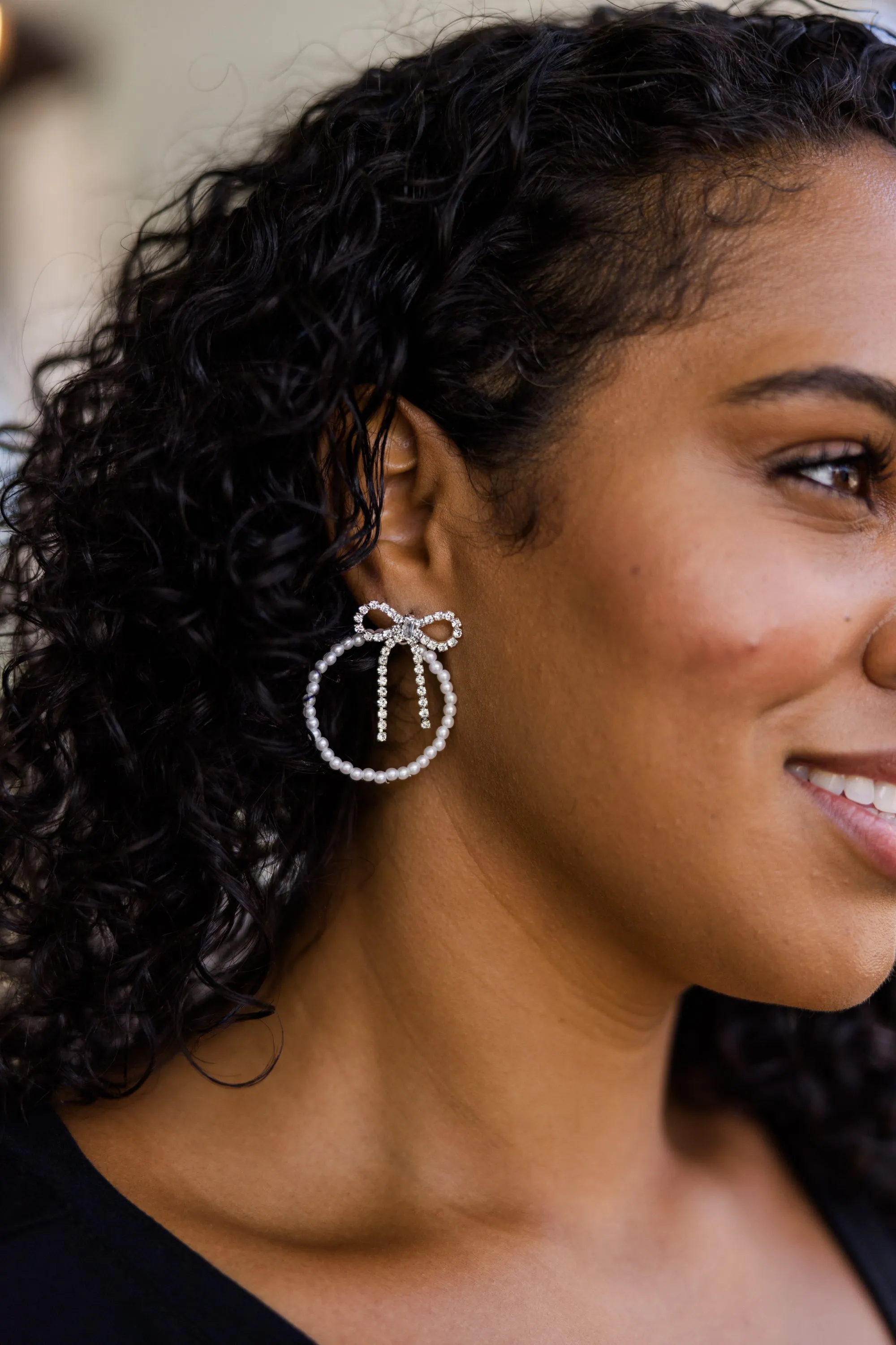 How Cavalier Earrings, Silver