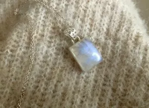 Moonstone Akoni Pendant - Square / Designed Bail