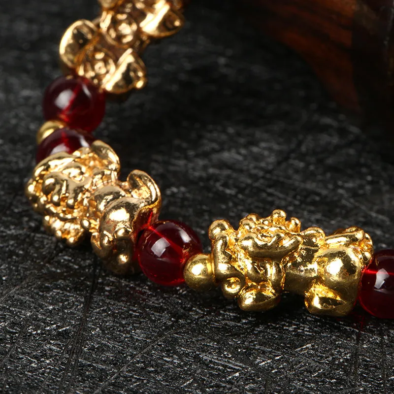 New Yellow Stone PIXIU Bracelet Vintage 3D Red Garnet Beads Feng Shui Lucky Brave Wealth Bracelet for Women Men Bangles