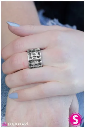 Paparazzi Ring ~ Under the Impression - Silver